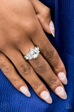 Load image into Gallery viewer, Fiercely 5th Avenue - Complete Trend Blend / Fashion Fix Set May 2021
